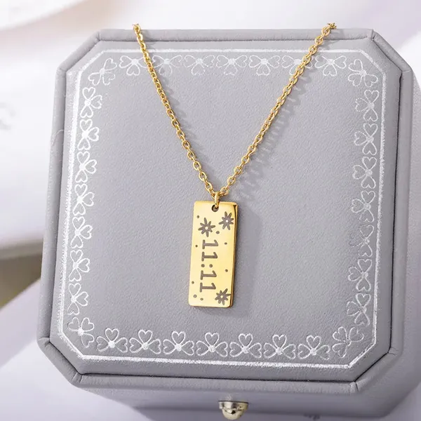 Gold_11_11_Amor_Pendants_For_Women